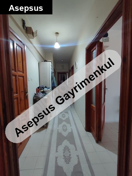 aci̇l sahi̇bi̇nden satilik dai̇re