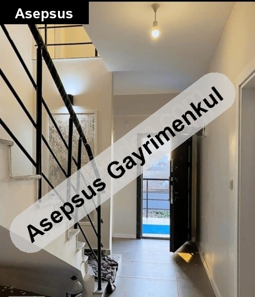 sahi̇bi̇nden satilik deni̇ze 100 metre vi̇lla