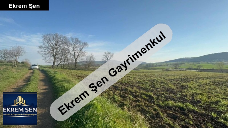 köye yakın yolu var suyu var 13,132m2