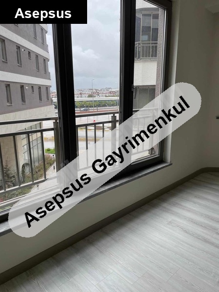 cadde port'ta ki̇ralik 1+1 sifir dai̇re