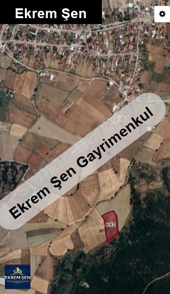 karasi yaylabayır'da köye 600 m mesafede tarla