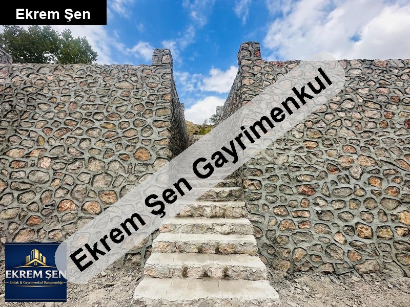 sahi̇bi̇nden satilik kale gi̇bi̇ hobi̇ bahçesi̇ 3.533 m2