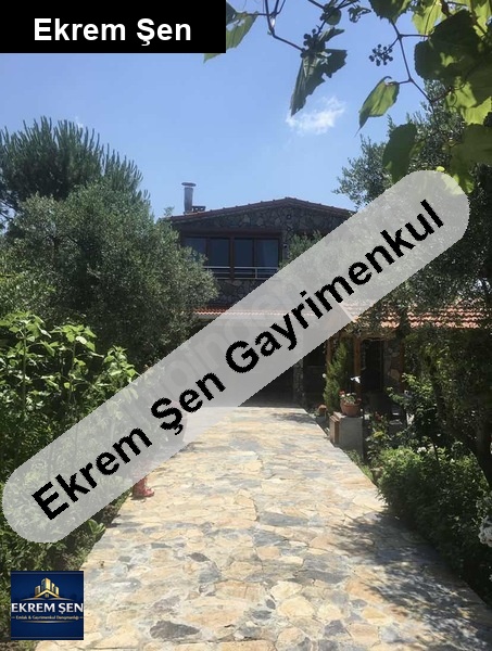 sahi̇bi̇nden özel yapim taş ev