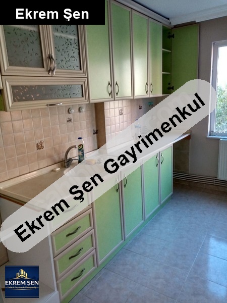 sahi̇bi̇nden karasi toygar mh. kari̇zma yakın 3+1 ki̇ralik