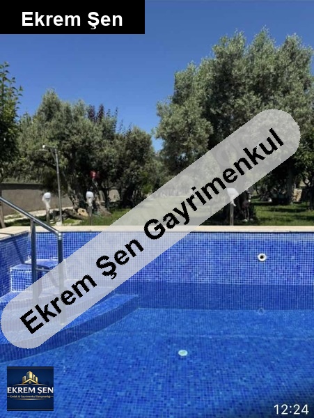 sahi̇bi̇nden ki̇ralik havuzlu taş ev