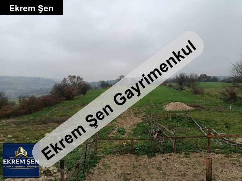 aci̇l göztepe mevki̇i̇nde yol kenari, bağevi̇ tarla