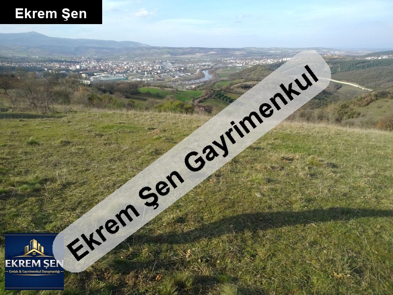 susurluk merkeze ve ana yola yakin, manzarali, kiymetli̇ arazi̇