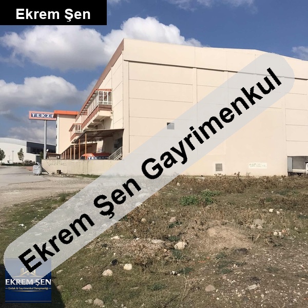 merkezi konumda t1 ticari 4.701 m² büyük parsel (toplu satış