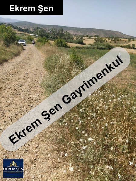 sahi̇bi̇nden | nergi̇z mh. | yola cepheli̇| 1.838 m² satilik tarla