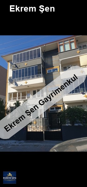 sahi̇bi̇nden ara kat park karşisi isi yalitimli