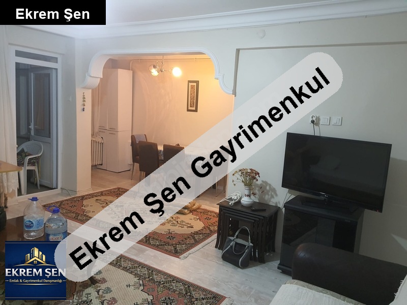 balikesi̇r merkez çarşida sahi̇bi̇nden eşyali ki̇ralik ev