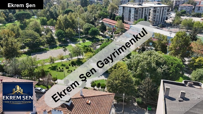 sahi̇bi̇nden 3+1 ara kat park karşisi isi yalitimli