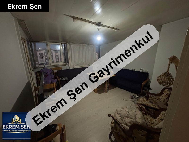 sahi̇bi̇nden satilik izmi̇r yolu üzeri̇