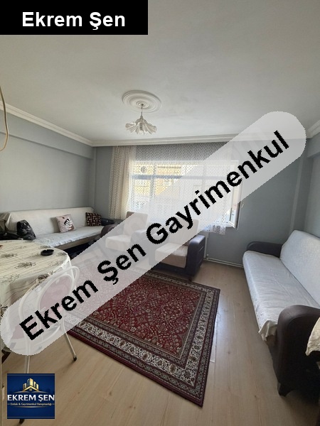 bandirma çarşida full eşyali 2+1 doğalgazli tüm aboneli̇kler açik