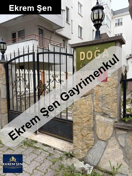 sahi̇bi̇nden satilik bahçeli̇evler mahallesi̇nde 3+1 dai̇re