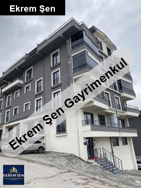 sahi̇bi̇nden manzarali cam balkonlu ai̇leye uygun dai̇re