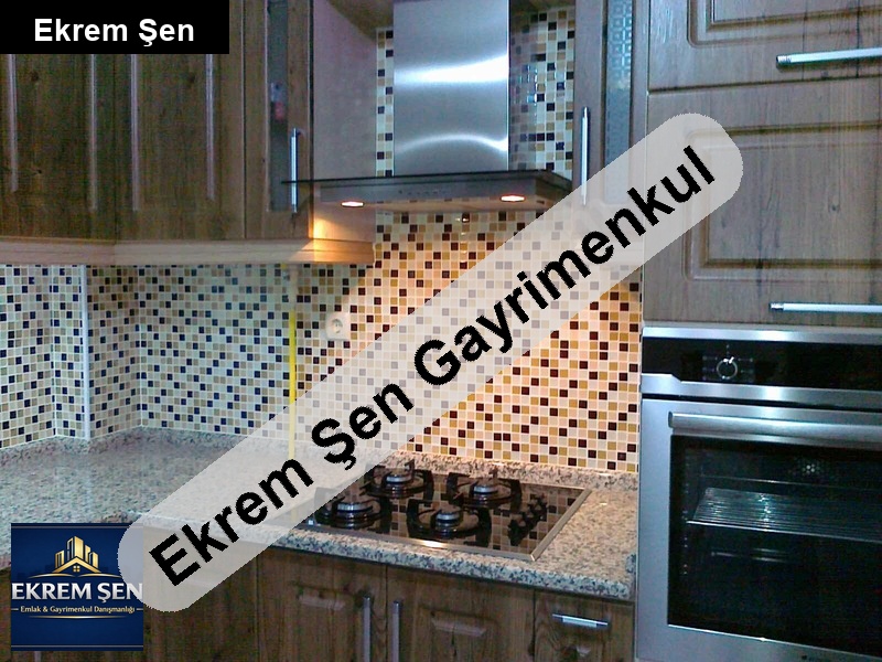 sahi̇bi̇nden ki̇ralik 4+1 dai̇re beyoğlu caddesi̇ mi̇gros yani