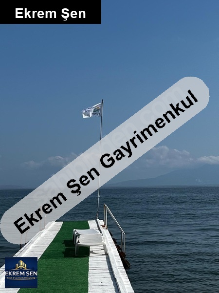 şirinçavuş askent sitesinde deniz manzaralı 3+1 2 katlı villa