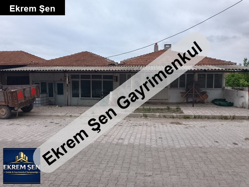 kavgir müstakil ev +dükkan +mağaza +depo+dam ve bahçe