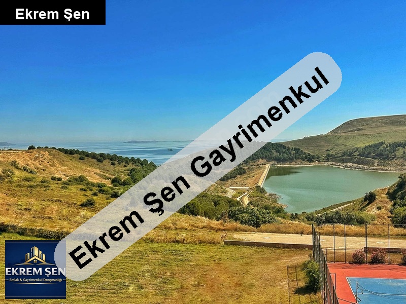 deniz manzaralı, içi tamamen yapılı 3+1 daire