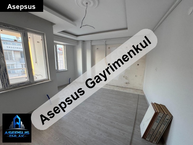 Asepsus Emlak'tan 1+1 100. yıl mh. 'sinde satılık daire