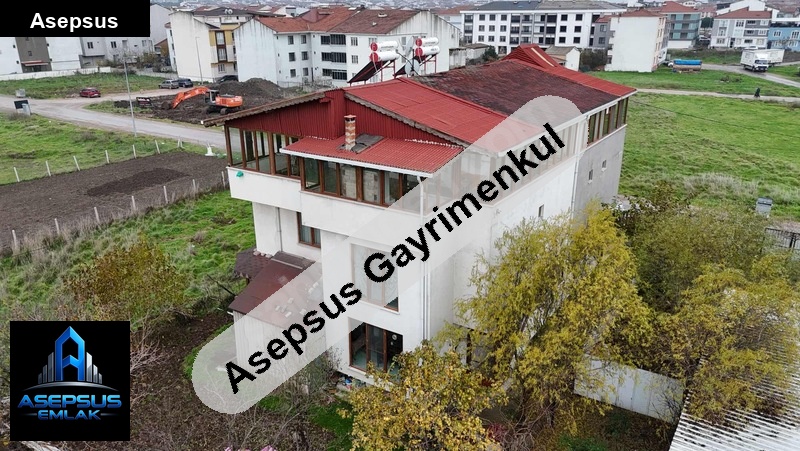 Asepsus Emlak'tan 4+1 100. yıl mh. 'sinde satılık villa