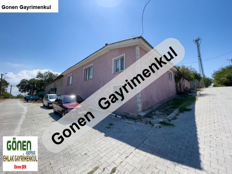 doğayla i̇ç i̇çe, şehre yakın manyasta müstakil kaloriferli ev