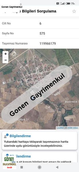 köy merkezi̇ne yürüme mesafesi̇nde,deni̇ze yakin ,yatirimlik tarla