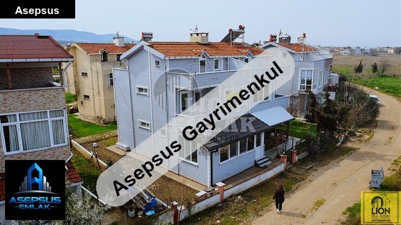 Asepsus Emlak'tan 4+1 çifteçeşmeler mh. 'sinde satılık villa