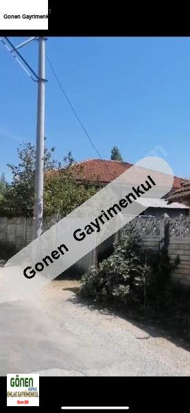 Balıkesir Gönen Şaroluk Mahallesi'nde Satılık Bahçeli Müstakil Köy Evi – 1.688 m² Arsa