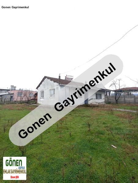 Gönen Hacıvelioba Köyü'nde Satılık Bahçeli Müstakil Ev – Huzurlu Köy Yaşamı Sizi Bekliyor!