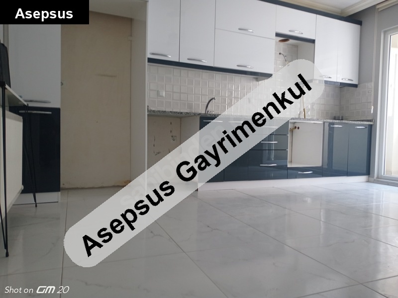 100 yil mahallesi̇nde 85 m2 ki̇ralik dai̇re
