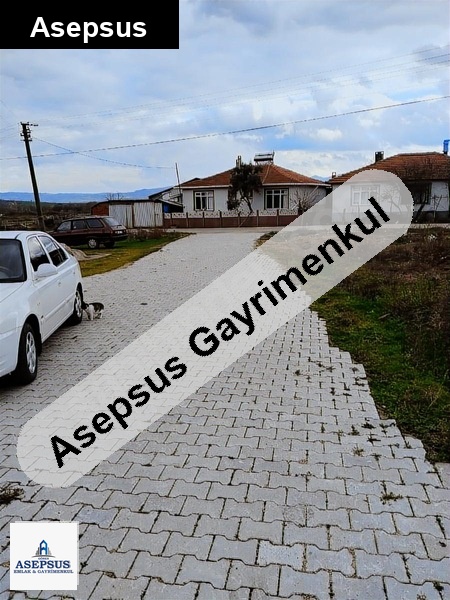 Asepsus Emlak'tan 2+1 bakırlı mh. 'sinde kiralık müstakil ev
