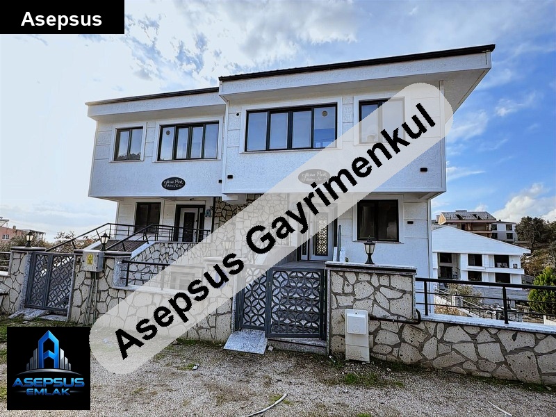 Asepsus Emlak'tan 4+2 atatürk mh. 'sinde satılık villa