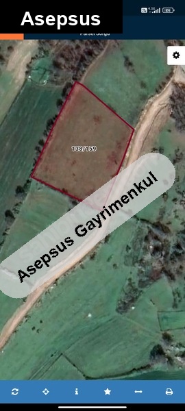 yeni̇kavakköyünde köye yakin 7 dönüm tarla