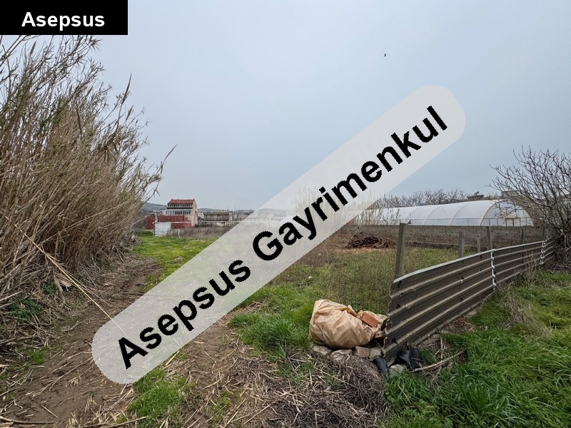 sahi̇l yoluna cepheli̇ bandirma yeni̇cede satilik köy i̇çi̇ arsa