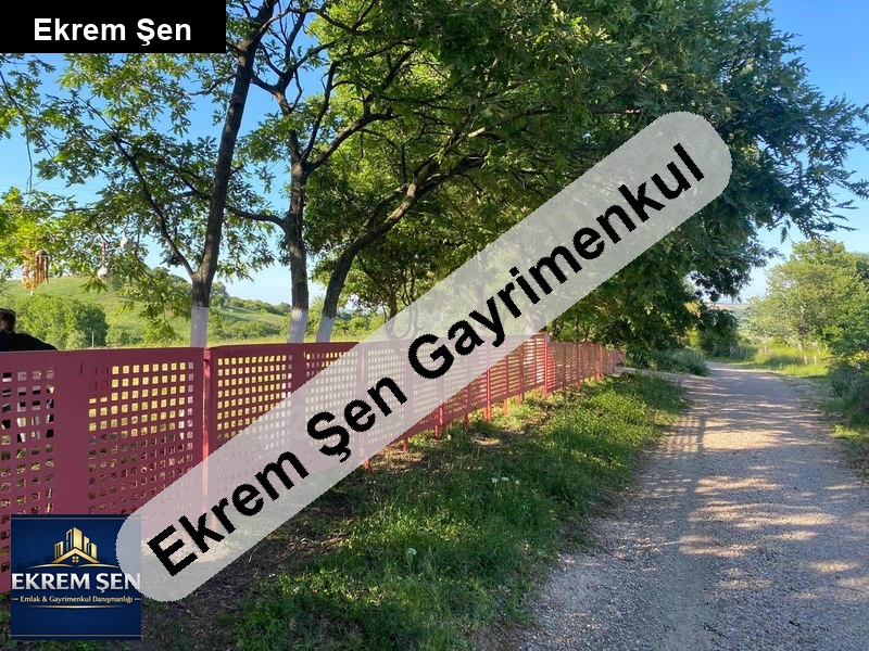 çanakkale'de eşsi̇z güzelli̇kte bi̇r arazi̇.